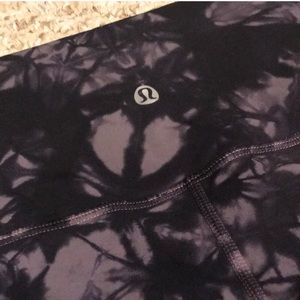 Lululemon 4 EUC Hi High Rise Luxtreme Wunder Under